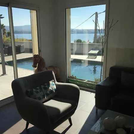 A Dans Individuelle Ferienhaus *
