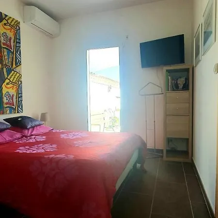 A Dans Individuelle Ferienhaus *