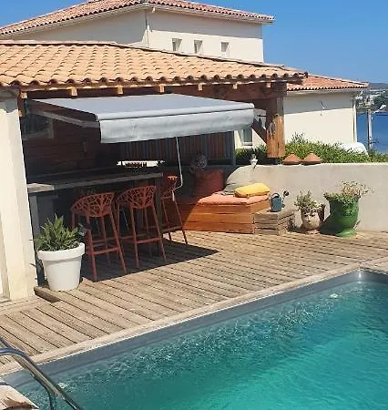 A Dans Individuelle Ferienhaus
