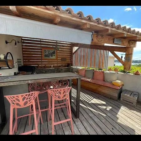 A Dans Individuelle Ferienhaus Bouzigues